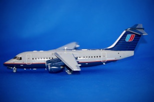 United RJ85 (Bae 146)  (4).JPG